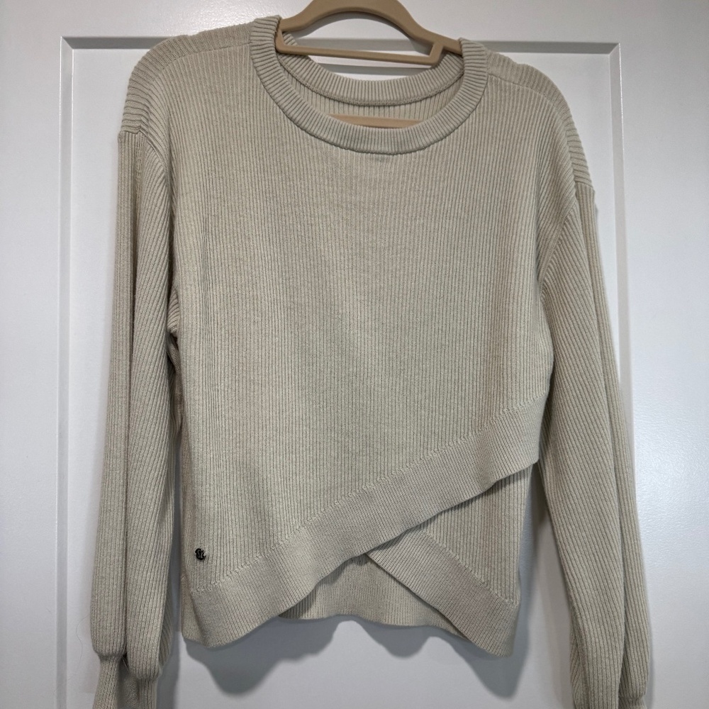 Lululemon Reversible Crossover Sweater in White Opal